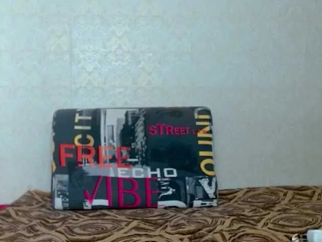 aliiicestone on BongaCams 