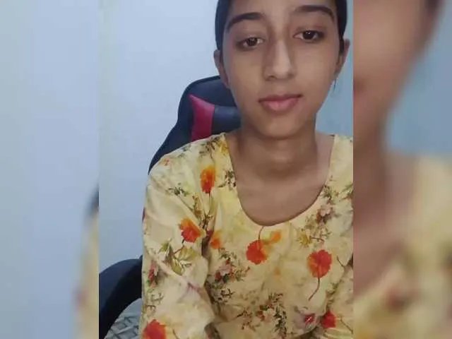 AlinaPopy on BongaCams