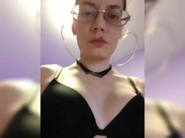 analiMilana on BongaCams 