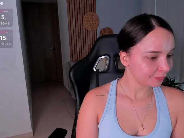 AnnieeHall on BongaCams 