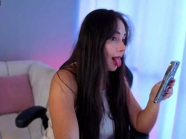 BrookeMiller on BongaCams 