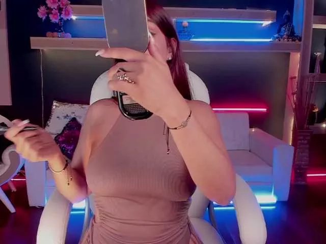 DannieSmith1 on BongaCams 