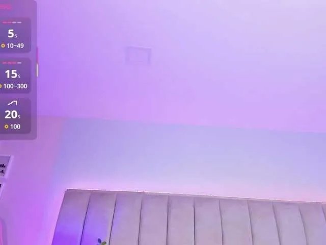 EllaThorne on BongaCams 