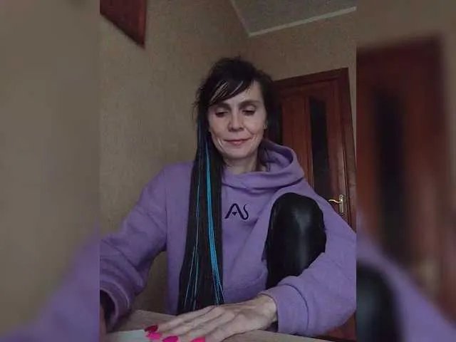 Hellenalonenochka on BongaCams 