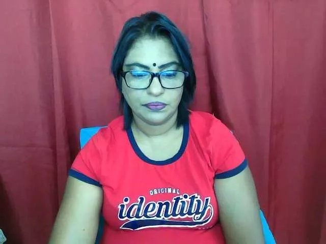 indiandelight001 on BongaCams 