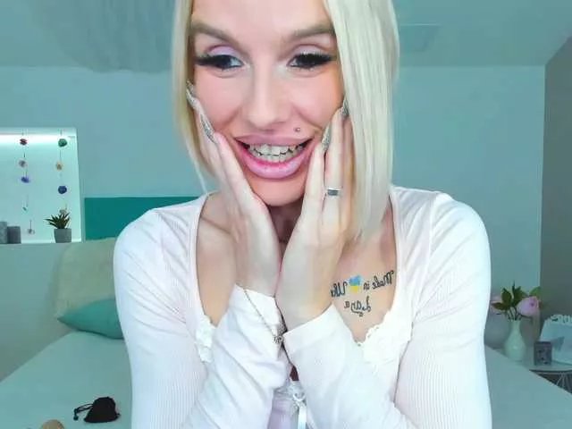 lana-sweetie on BongaCams 