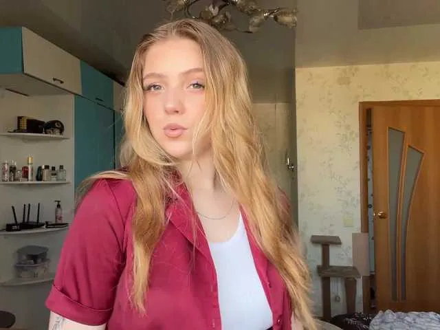 LapfulFluffX from BongaCams