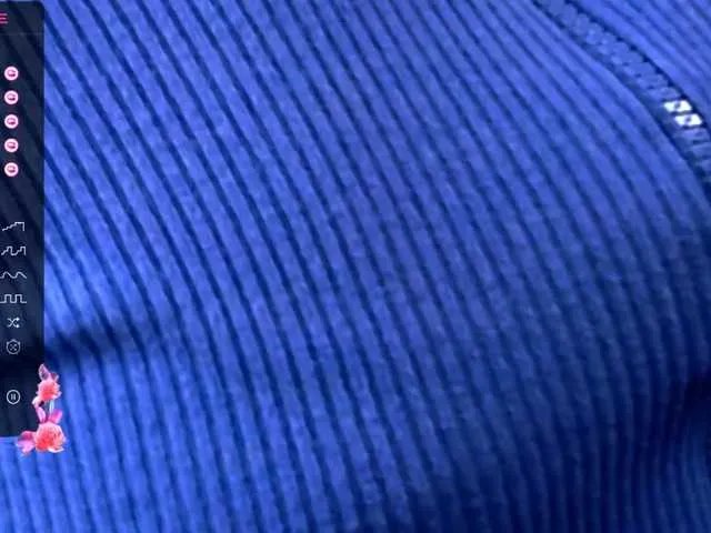 LauraBess on BongaCams