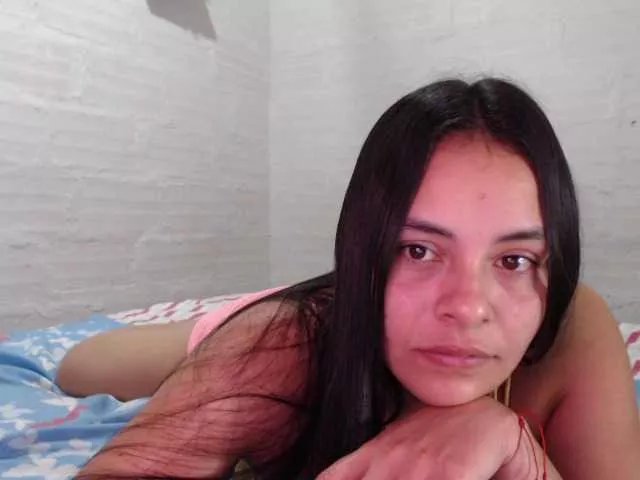 lolapaz on BongaCams 