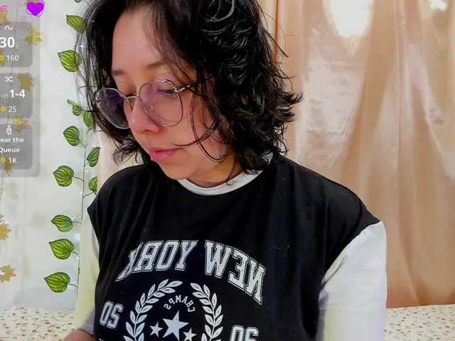 Milie-yue on BongaCams 