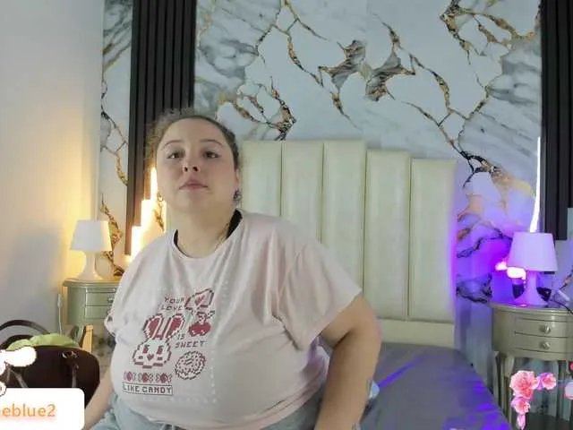 mollieblue69 on BongaCams 