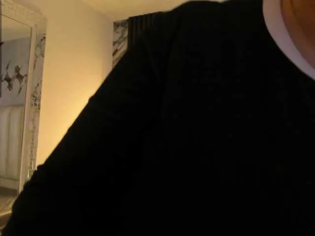 mollieblue69 on BongaCams 