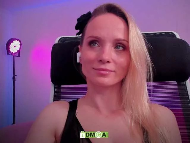 purple-love on BongaCams 