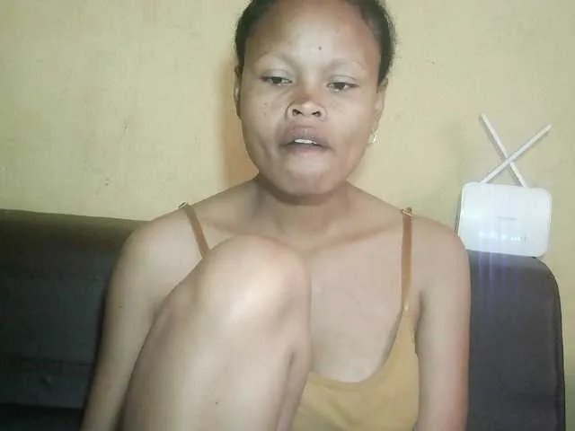 Pussy01lips on BongaCams 