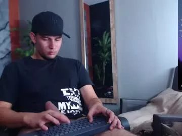 alan__smith on Chaturbate 