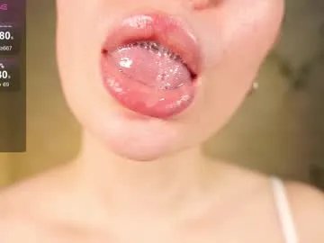 alma_yammy on Chaturbate 