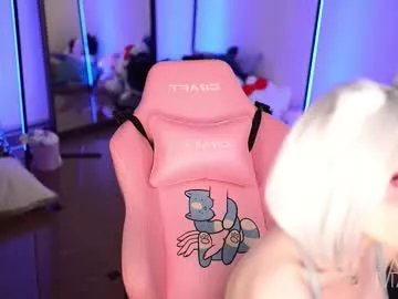 annie_may_may on Chaturbate 