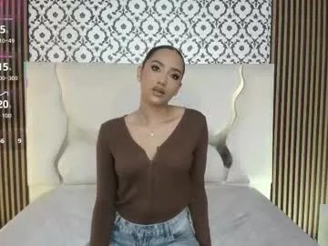 beella_tay1 on Chaturbate 