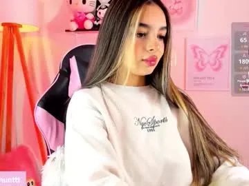 bella_hunteer on Chaturbate 