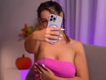 belleskye on Chaturbate 