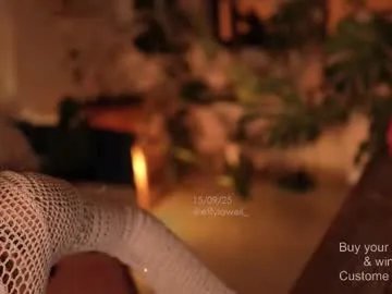 effylowell_ on Chaturbate 