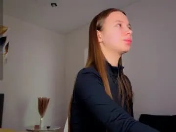 emma_clon on Chaturbate