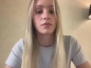 fflloowweerr on Chaturbate 