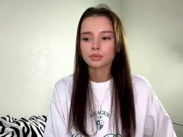 hoaarisa on Chaturbate 