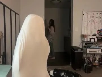 ivyminxxx — Glass of Wine Time @ Goal ~ #femdom #fetish #armpit #findom #feet  [333 tokens remaining]