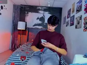 jason_graeats1 on Chaturbate