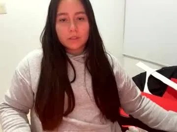 laura_d23 on Chaturbate