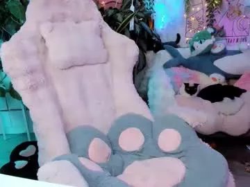 littleflufflepuff on Chaturbate 