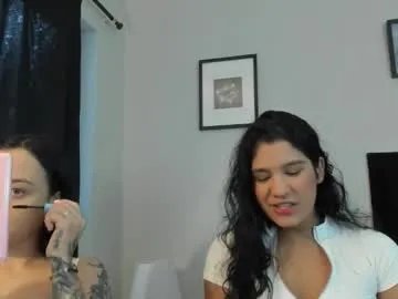 lyriadiamond — Current Goal: frech hot kiss  at 66 tokens -- Next Goal: show tits girls -- Sex Show at Final Goal #squirt #dirty #smalltits #saliva #couple