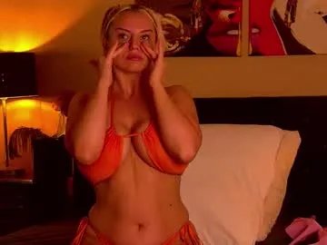 nataliavelour20 on Chaturbate 