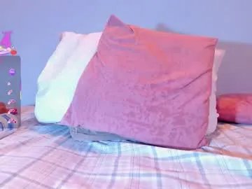 sarayhornyy69 on Chaturbate 