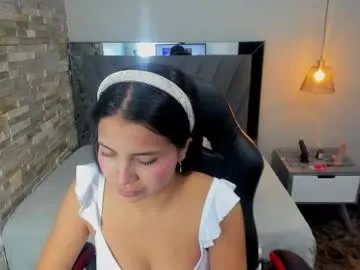 tatigold2 on Chaturbate