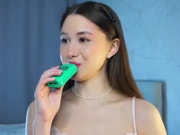 vvilly_wonka on Chaturbate