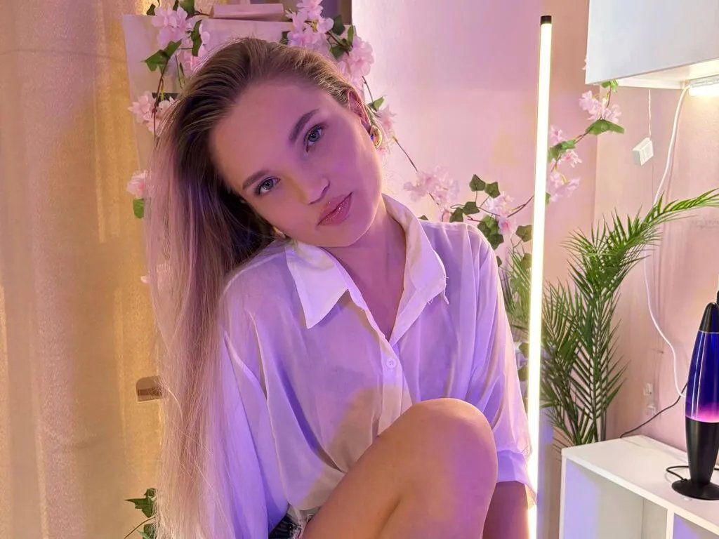 OraEastern — What I love most is the feeling of peace at the end of the day. I love quiet evenings with a cup of aromatic tea and a good book, when I can completely immerse myself in another reality. I am inspired by nature: the sound of the forest, the sea...