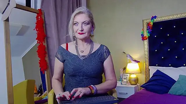 Allura_Jenson on StripChat 