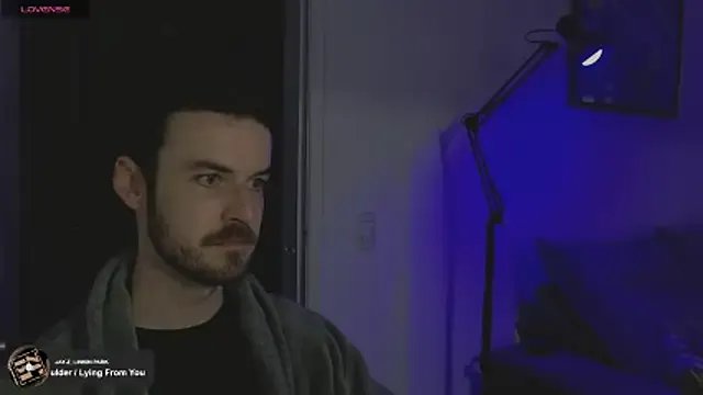 Breezee_ on StripChat 