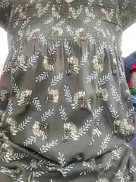 gaurika18 on StripChat