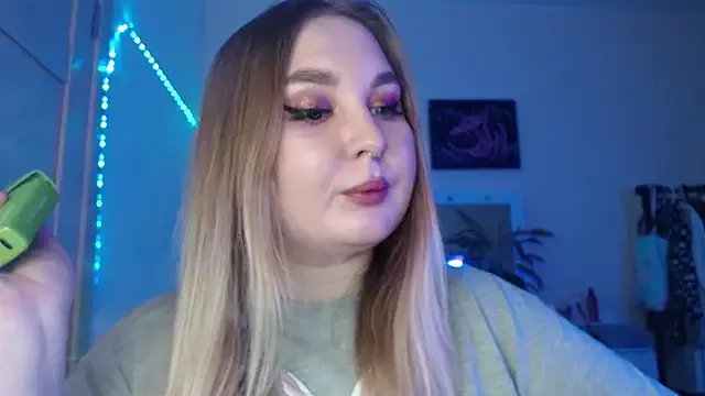 Greeenfriends6969 on StripChat 