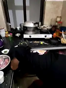 Heena-143 on StripChat 