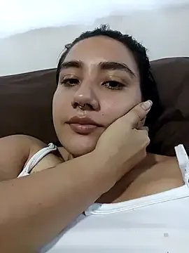 Hellen_Alex on StripChat 