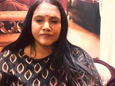 IndianSexyLady4u on StripChat 