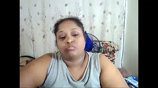 Indiantasha on StripChat 