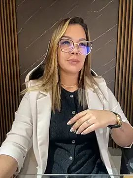 KellyBrooklyn_ on StripChat 