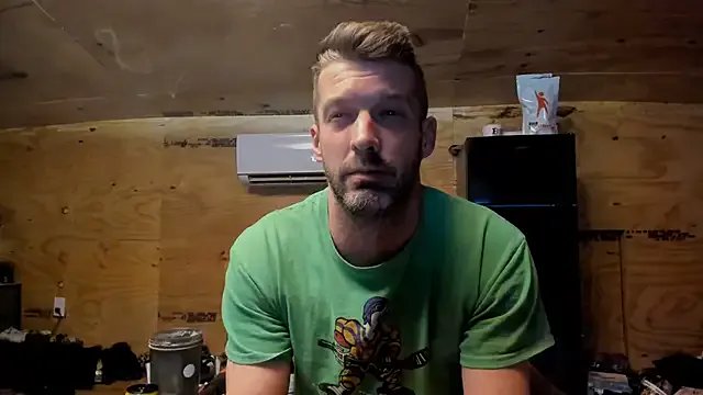 Kenny_Kyle on StripChat 