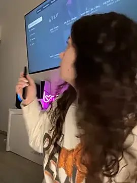 Kimi_Ass on StripChat 