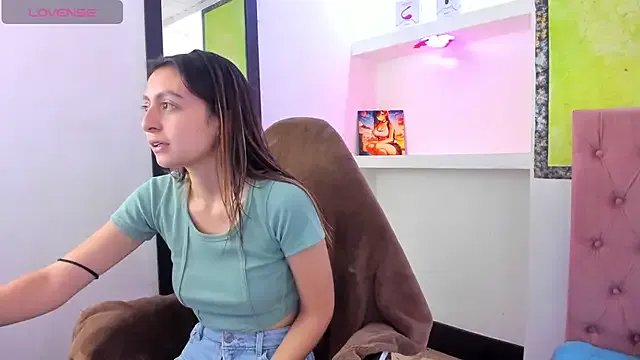 lala_clark on StripChat 